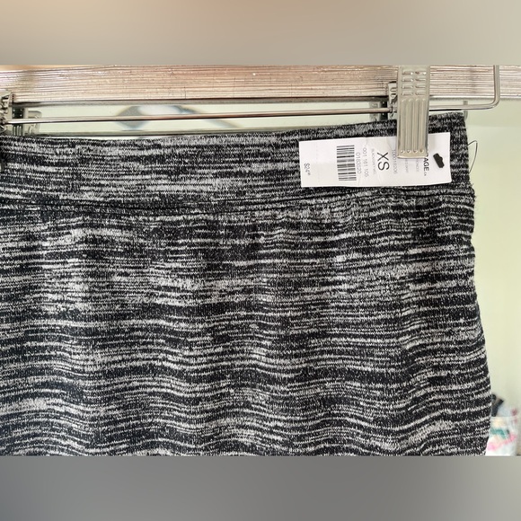 GARAGE mini pencil skirt BNWT - Picture 2 of 3